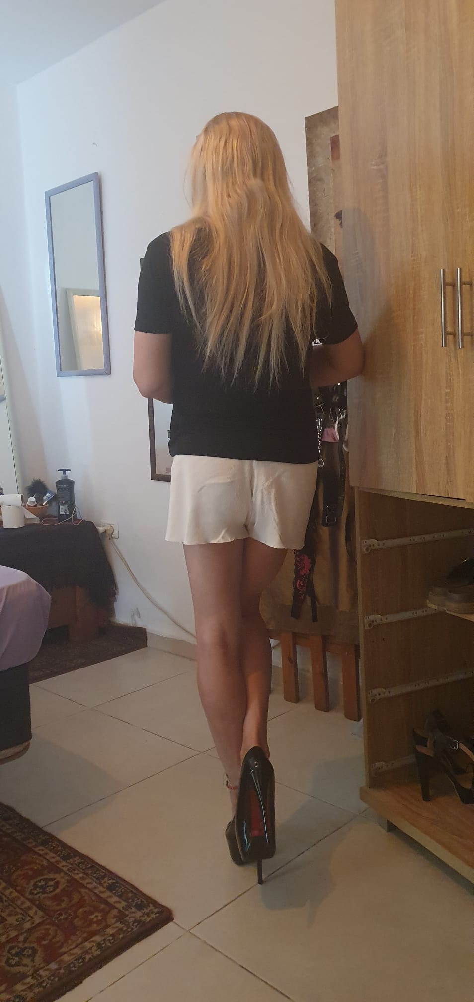 בחורה מיוחדת אמיתית- בתל אביב