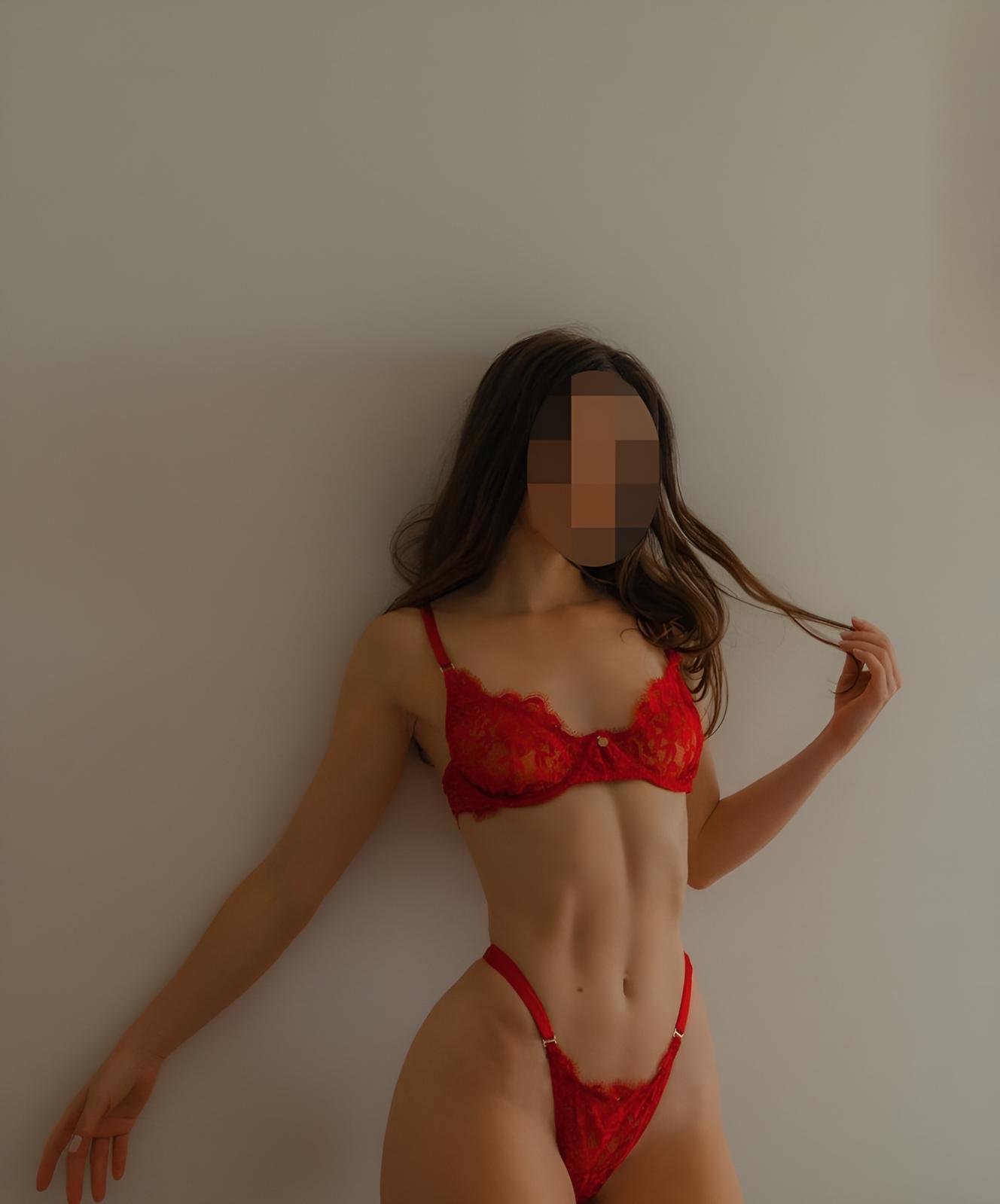 בחורה מפנקת – תל אביב