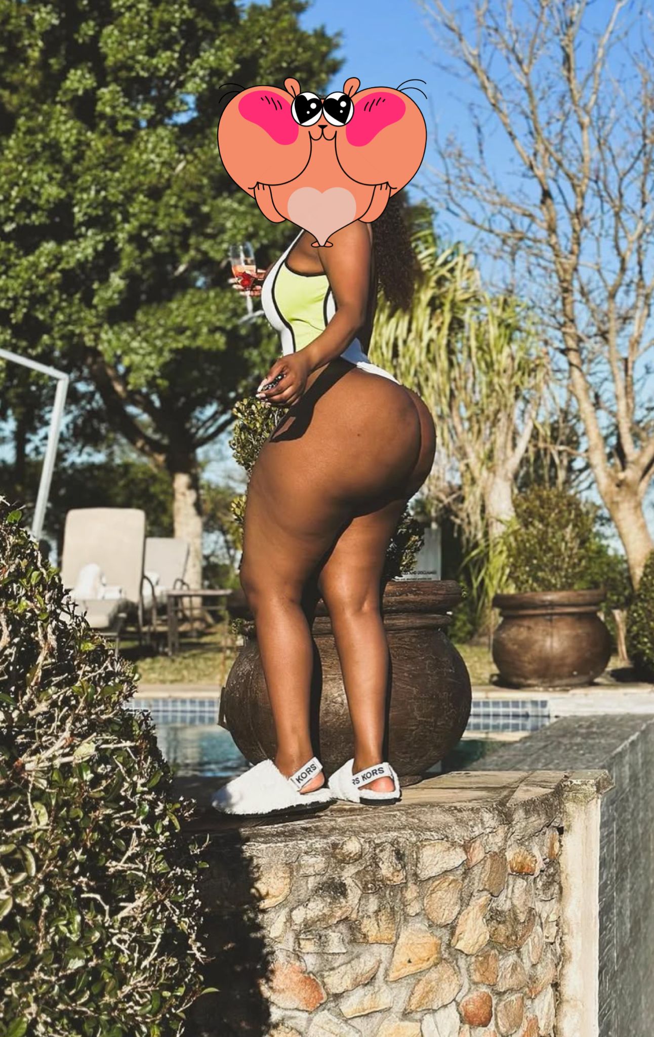 גני – נתניה- 35 בחורה אפריקאית מחול