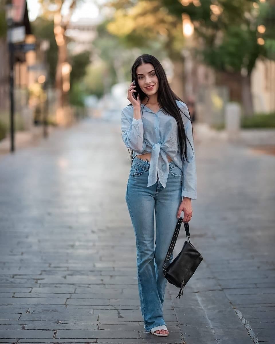 ליזה- בתל אביב 25 ברונטית מטפלת איכותית ביותר