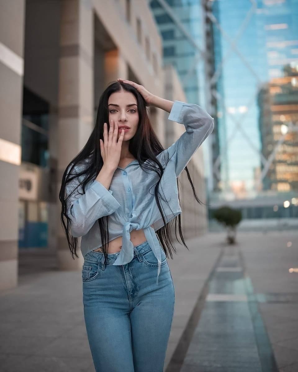 ליזה- בתל אביב 25 ברונטית מטפלת איכותית ביותר