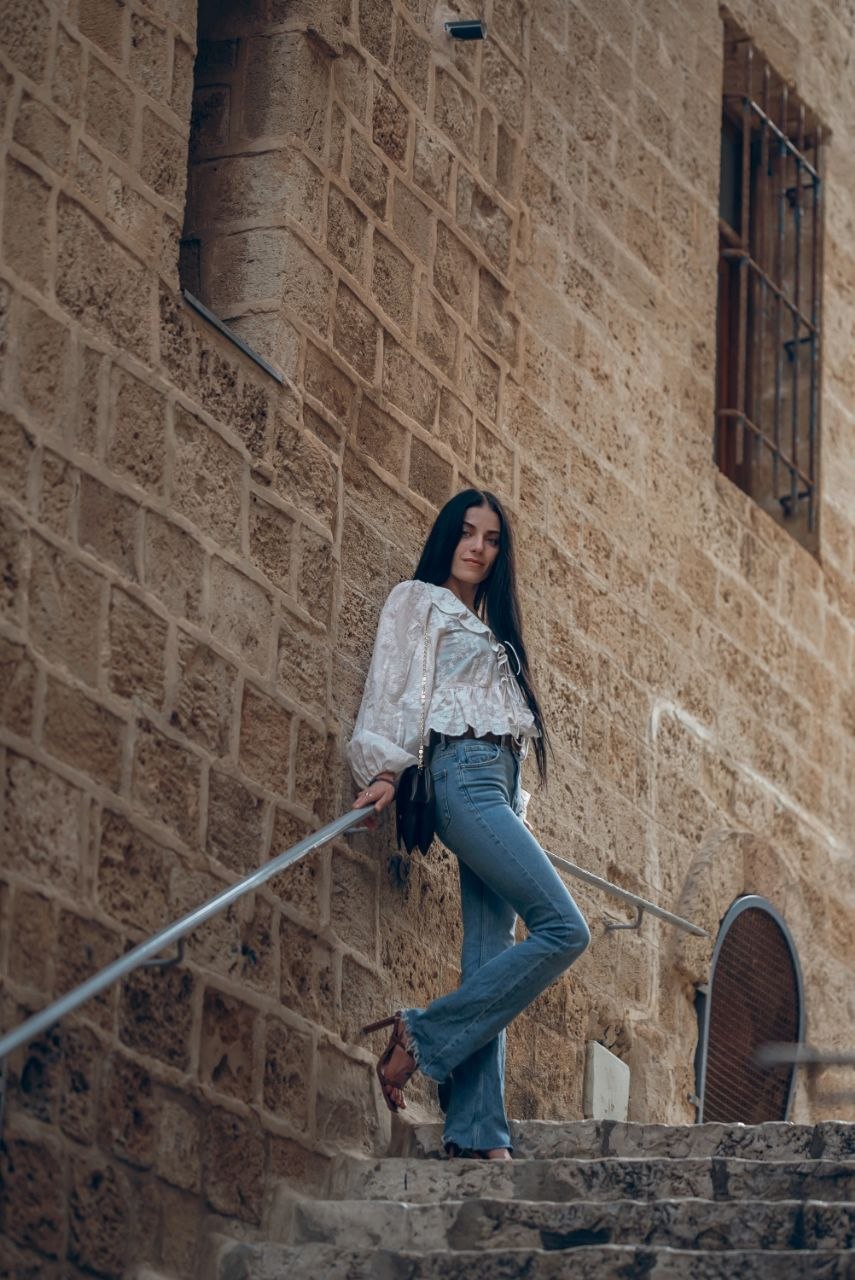 ליזה חדשה – תל אביב – ברונטית 25 אישה מקצוענית ומפנקת